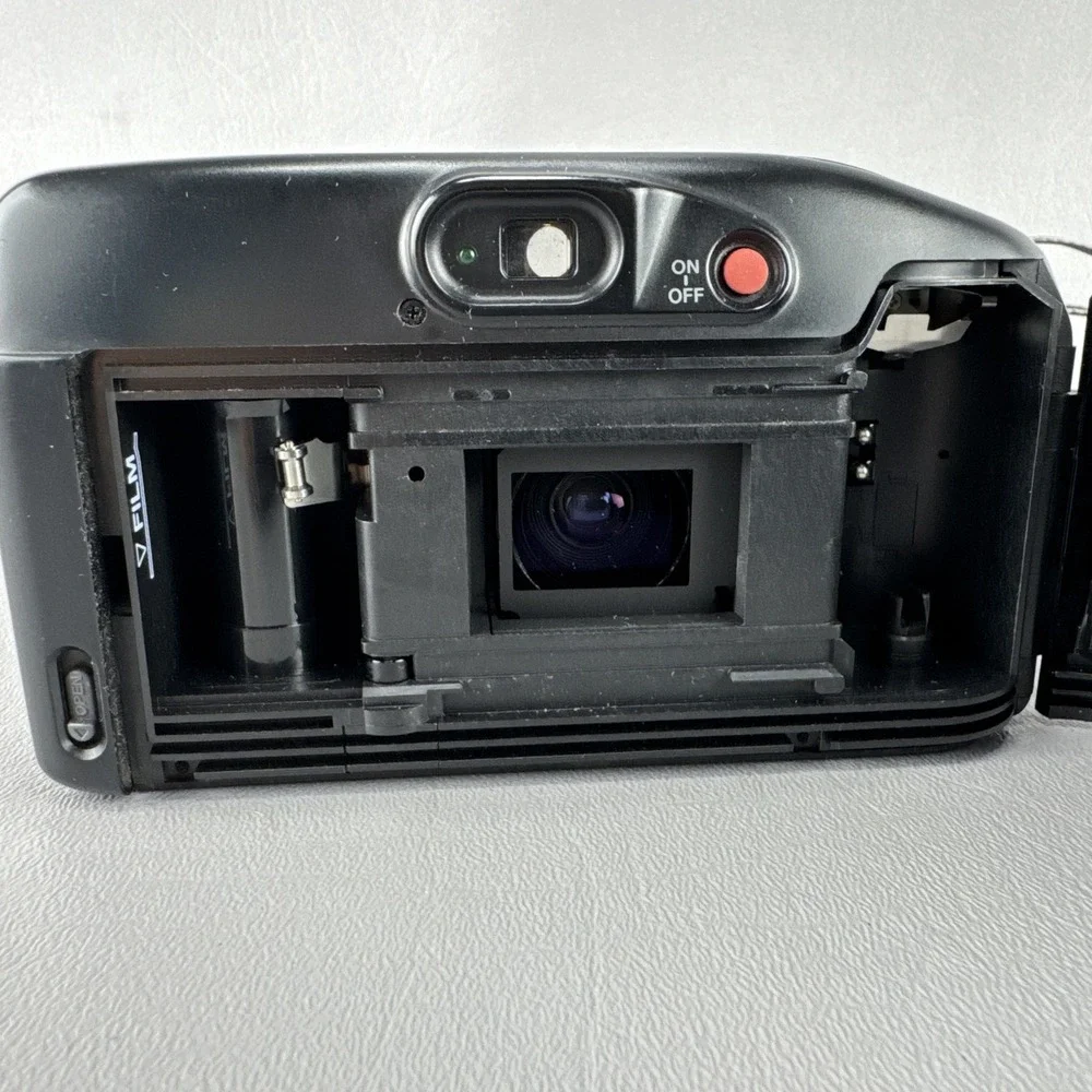 Canon Sure Shot Zoom-S Black Point & Shoot 35mm Film Camera Untested Parts Repai